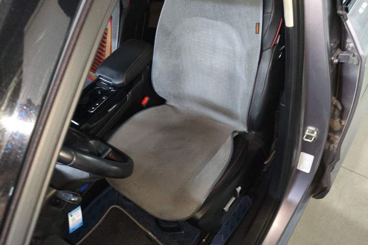 Used Baojun RS-5 2020 300T CVT Smart Flagship Edition Left Front Seat