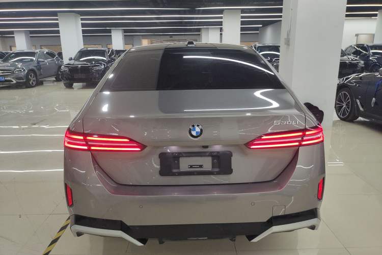 Used BMW 5 Series 2024 530Li Luxury Edition M Sport Package Rear