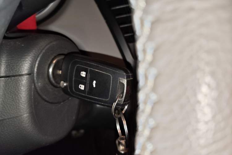 Used Chevrolet Cruze 2013 1.6L SL MT
