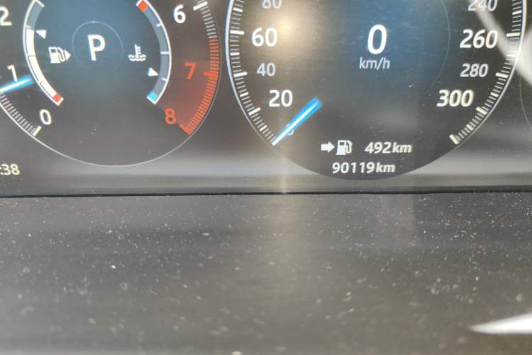 Used Jaguar XJ 2018 XJL 3.0 SC Two-Wheel-Drive Elegant Business Edition Odometer Close Up