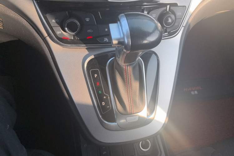 Used Haval M6 2017 1.5T Automatic Two-Wheel Drive Urban Model
