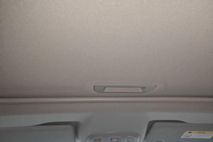 Used Peugeot 408 2022 1.6T Light-Chasing Edition Headliner