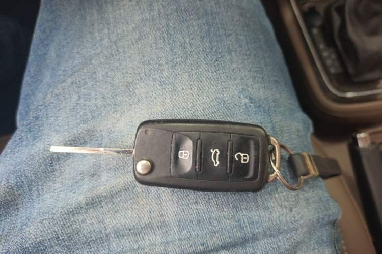 Used Volkswagen Bora 2014 1.6L Automatic Comfort Model Vehicle Key