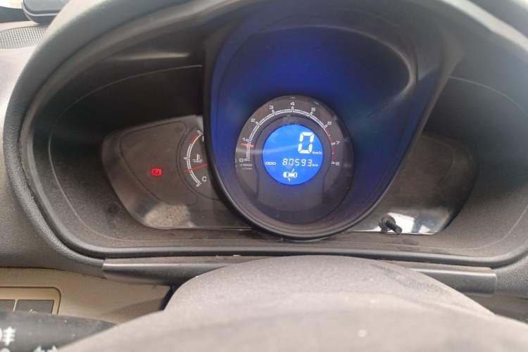 Used Lifan Auto X60 2012 Discovery Edition 1.8L Manual Luxury Model
