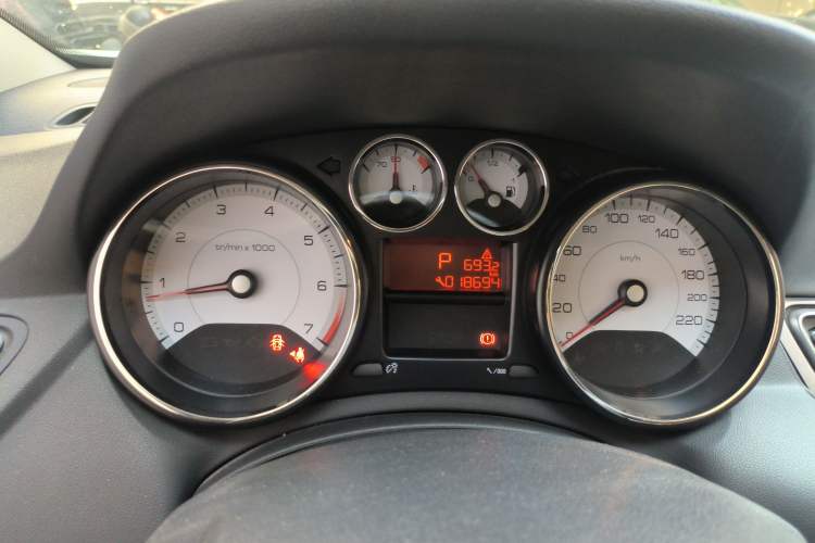 Used Peugeot 308 2013 1.6L Automatic YouShang Model
