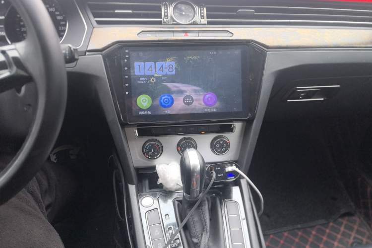 Used Volkswagen Magotan 2018 280TSI DSG Enjoyment Model Audio And AC Panel