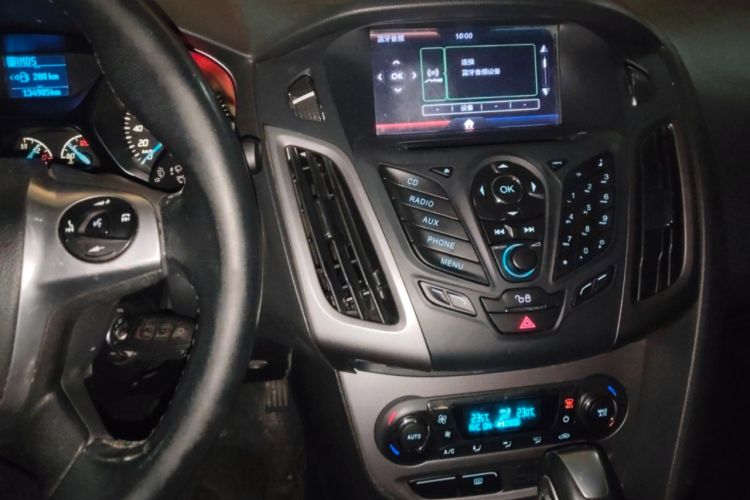 Used Ford Focus 2012 Sedan 1.6L Automatic Fashion Edition