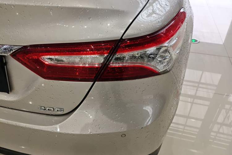 Used Toyota Camry 2021 2.0G Luxury Edition Exterior 3