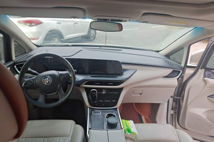 Used Buick GL8 2021 ES Landtrek 653T Luxury Model