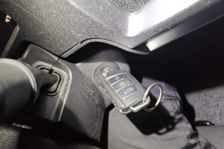 Used Geely Auto Vision X1 2017 1.3L Manual Frenzy Edition