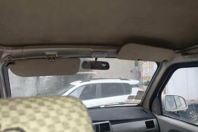Used Wuling Rongguang 2011 1.2L Comfort Model Headliner