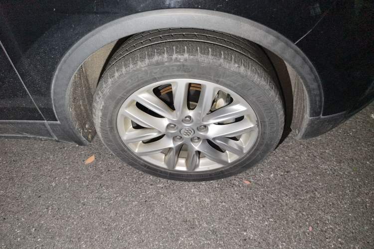 Used Buick Envision 2019 28T Four-Wheel Drive Elite Version China VI Standard Right Front Wheel Hub