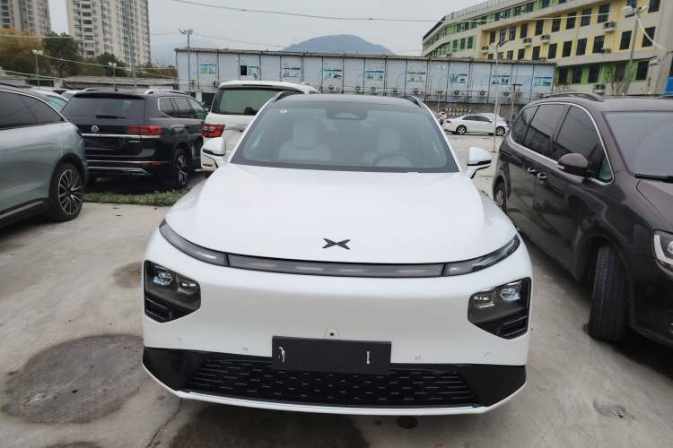 Used XPeng G9 2024 650 Max Front