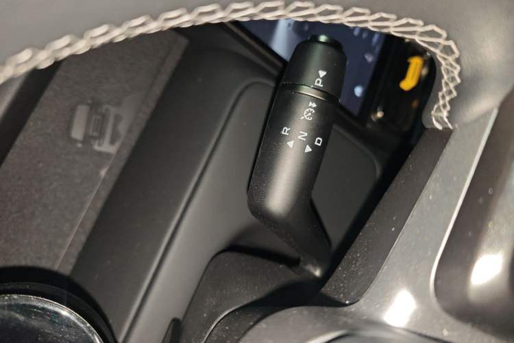 Used iCAR V23 2025 401 Two-Wheel Drive Intelligent Driving Version