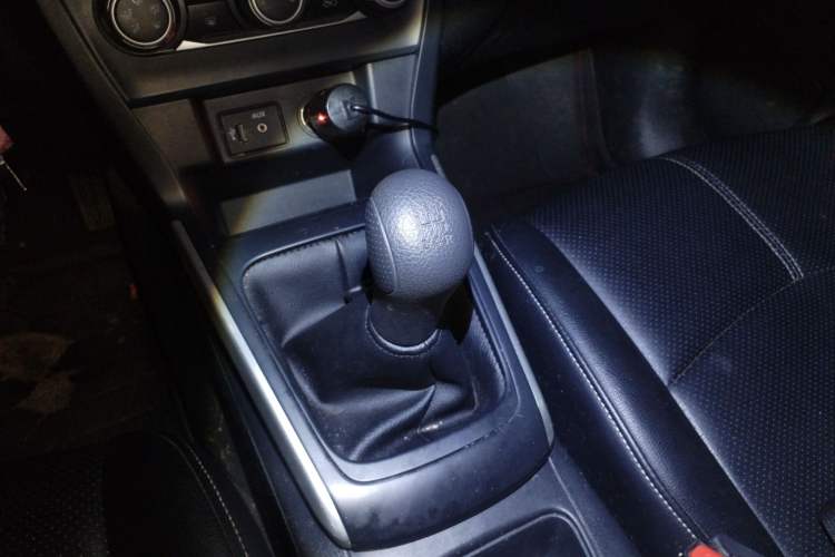 Used Nissan Sylphy 2021 Classic 1.6XE Manual Comfort Edition Gear Lever