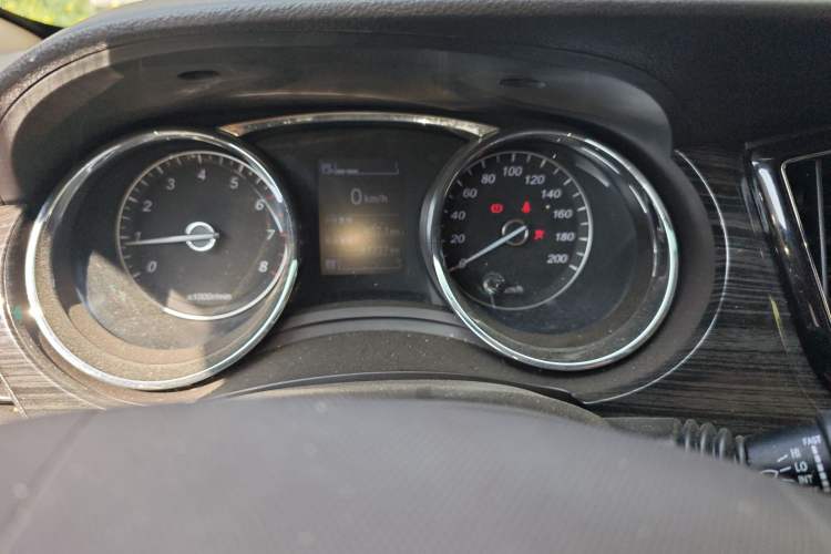 Used Baojun 730 2016 1.5T Manual Comfort Version 7 Seats
