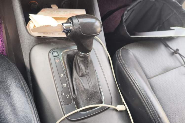 Used Kia K3 2015 1.6L Automatic GL
