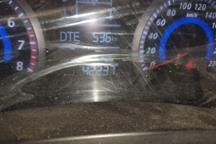 Used Zotye Z300 2016 New Vision 1.5L Manual Entry-Level Model Odometer Close Up