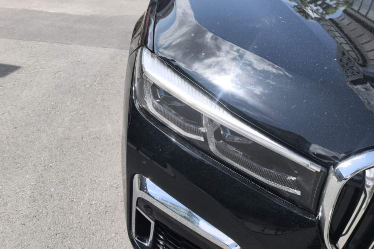 Used BMW 7 Series 2018 730Li Luxury Model Excellence Package Right Front Headlight