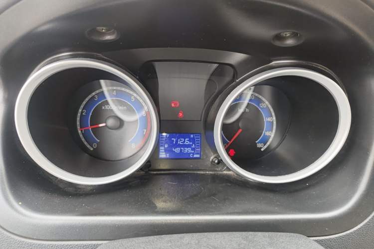 Used CHANGAN KAICHENG Ruixing M60 2019 1.5L Standard Version China VI Van with 5 Seats DAM15KR
