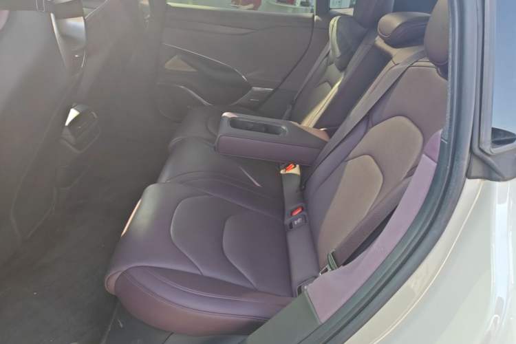 Used Xiaomi Auto SU7 2024 Rear-Drive Ultra-Long Range Advanced Pro-Level Intelligent Driving Version