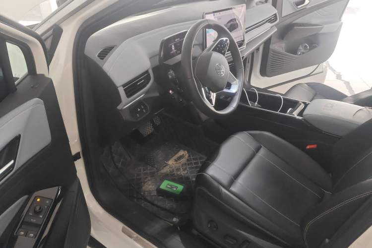 Used Volkswagen ID.4 X 2025 Smart Version Pure & Intelligent Enjoyment Edition
