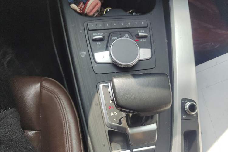 Used Audi A4L 2018 30th Anniversary Edition 40 TFSI Fashion Model