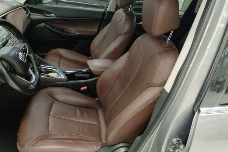 Used Buick GL6 2019 18T 6-Seater Connected Luxury Version China VI Standard