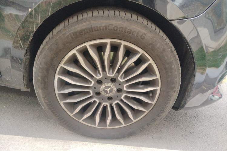 Used Mercedes-Benz V-Class 
