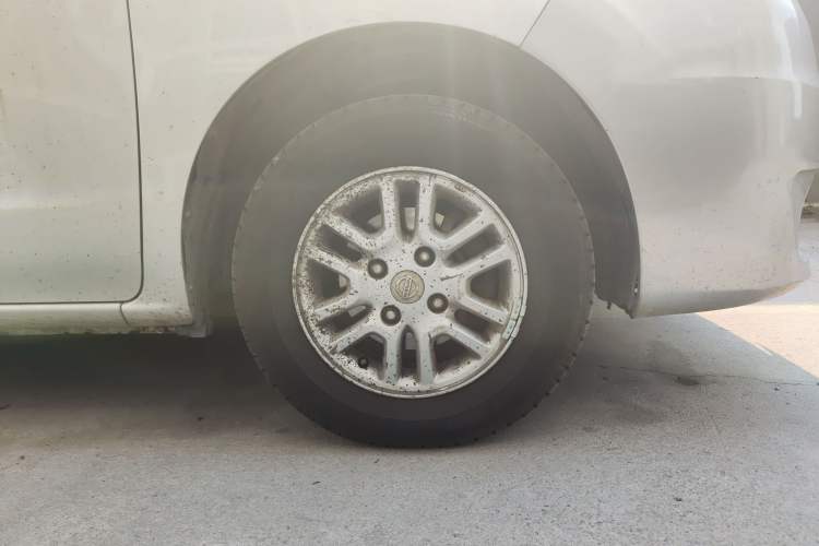 Used Nissan NV200 2014 1.6L CVT Luxury Model China V Standard
