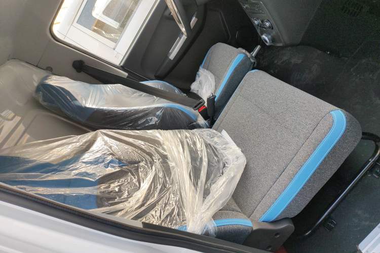 Used Foton Intelligent Blue Elf E7 2024 Facelifted All-Electric Van Flat Roof 2 Seats Evey Lithium Energy 41.86 kWh