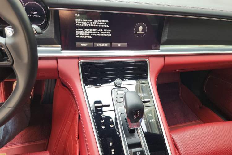 Used Porsche Panamera 2023 Panamera Executive Long Wheelbase 2.9T Audio And AC Panel