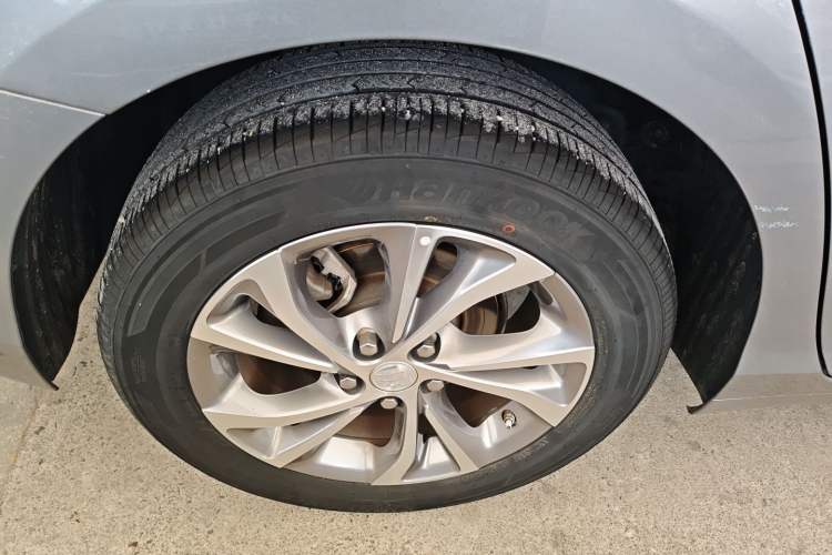 Used Buick Verano 2022 Pro 533T Enjoyment Edition Right Rear Wheel Hub