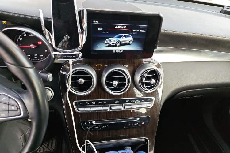 Used Mercedes-Benz GLC 2016 GLC 260 4MATIC Luxury Model
