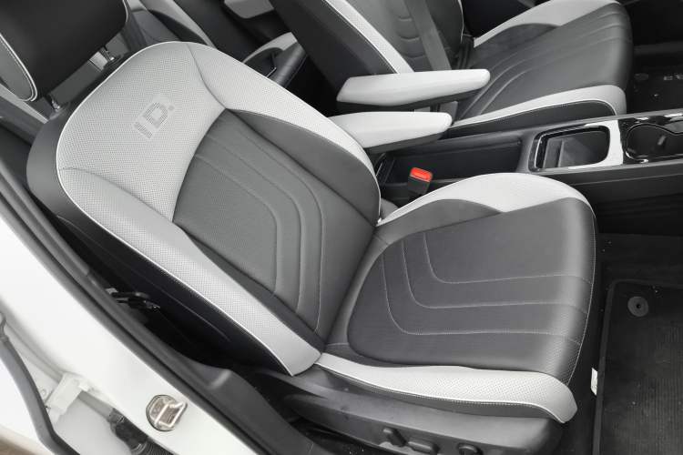 Used Volkswagen ID.3 2025 Smart Edition Ultra-Intelligent Oxygen Version
