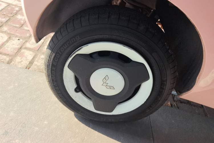 Used Wuling Hongguang MINIEV 2022 Macaron Premium Model – Lithium Iron Phosphate
