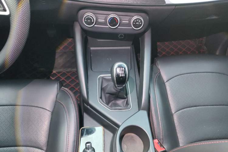 Used Dongfeng Fengon 500 2022 1.5T Manual Enjoyment Model