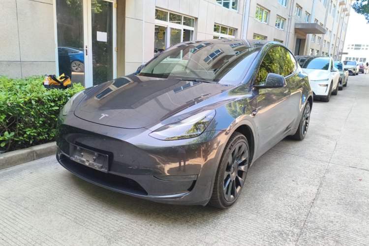 Used Tesla Model Y 2024 Long-Range All-Wheel-Drive Version Guazi used car, China used car export, Used car for sale, Used cars, Cheapest cars for sale