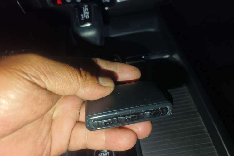 Used Volvo XC60 2020 T5 4x4 Zhiyi Luxury Edition Vehicle Key