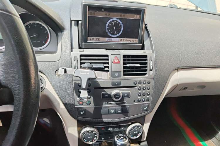 Used Mercedes-Benz C-Class 2010 C 300 Fashion Model