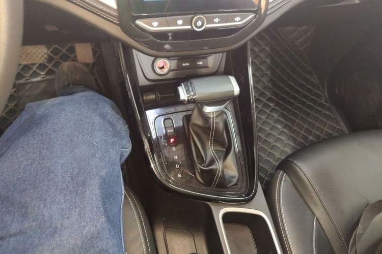 Used Baojun 530 2020 1.5T CVT Luxury Connected Version 6 Seats