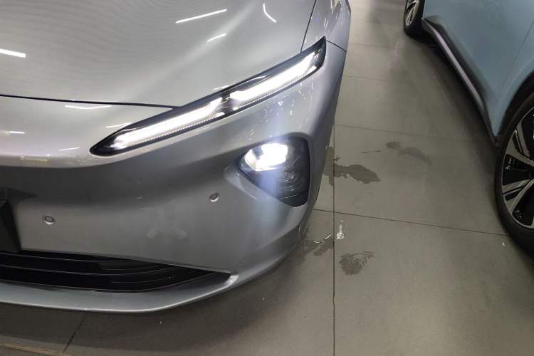 Used Nio ET7 2024 75 kWh Executive Edition
