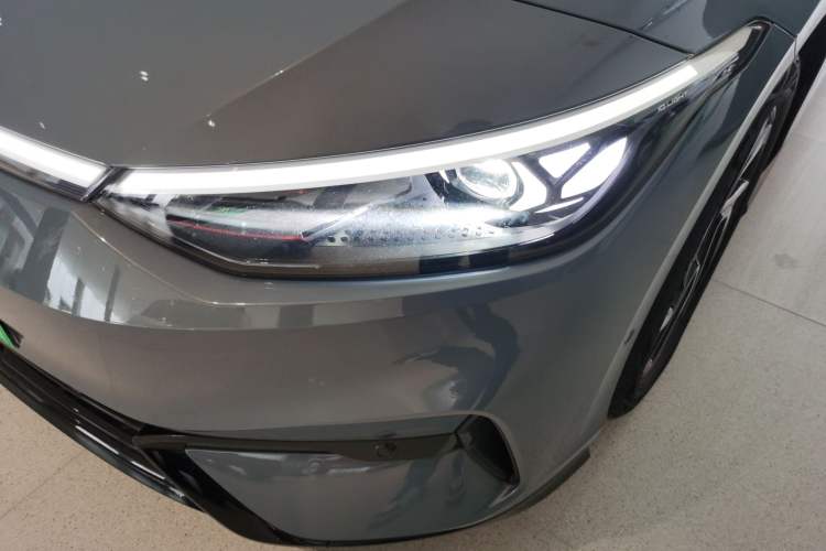 Used Volkswagen ID.7 VIZZION 2024 PRO Model Left Front Headlight