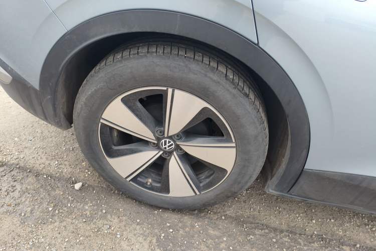 Used Volkswagen ID.4 X 2024 Pure & Smart Edition Right Rear Wheel Hub