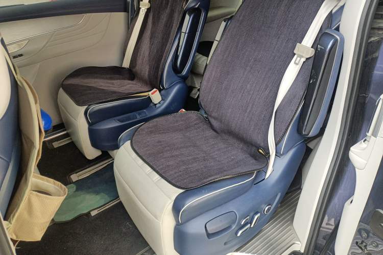 Used Roewe iMAX8 2021 400TGI Supreme Series Prestige Edition