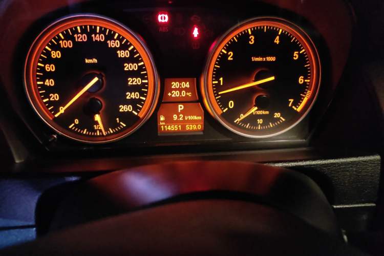 Used BMW X1 2015 sDrive18i Leading Edition
