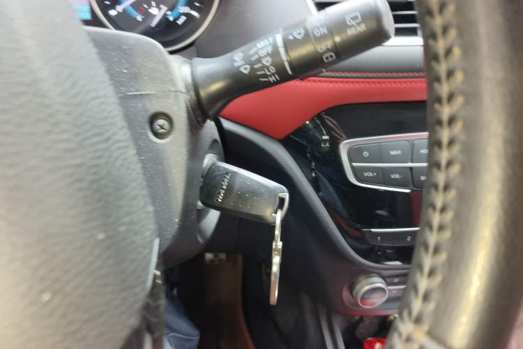 Used Haval H1 2016 Revised Version Blue Badge 1.5L AMT Luxury Edition