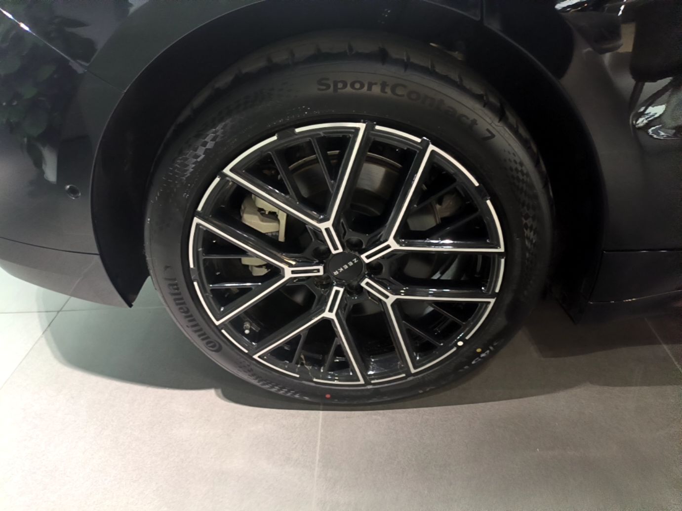 Zeekr 001 2026 Model 103° Rear-Drive Max Version — снимка 11