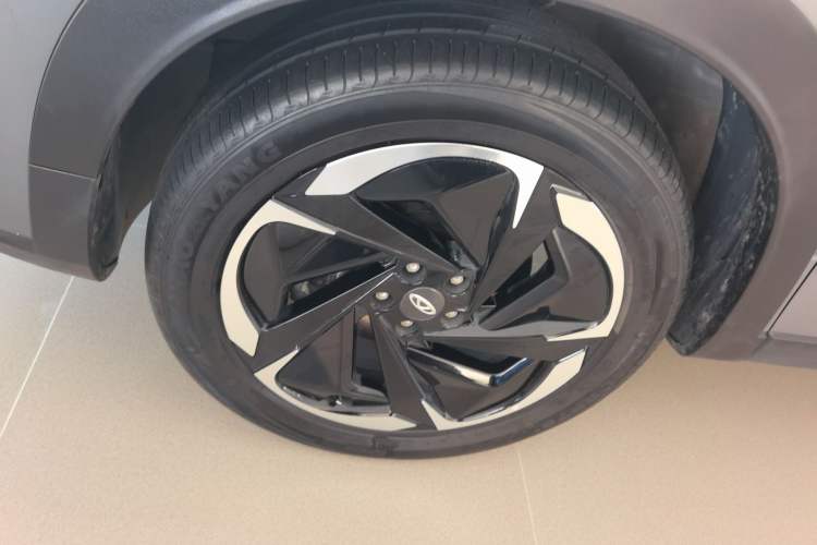 Used Chery Tiggo 7 C-DM 2025 1.5T 120KM Luxury Trim Left Front Wheel Hub