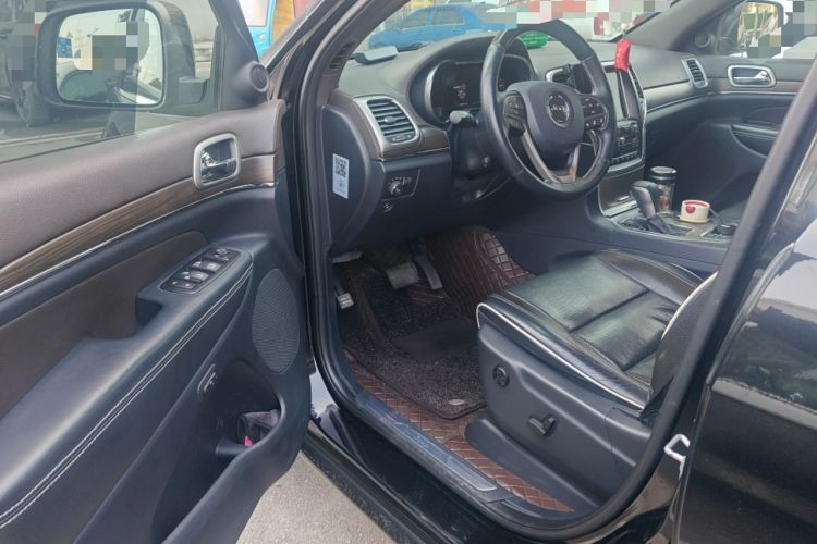 Used Jeep Grand Cherokee 2016 3.6L Elite Navigation Edition
